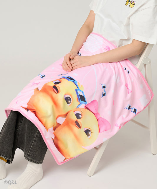 Quack & Lola Cozy Small Throw Blanket â Plush Lap Blanket for Sofa & Travel