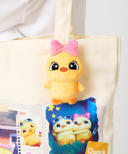 Quack and Lola/Mascot/Lola