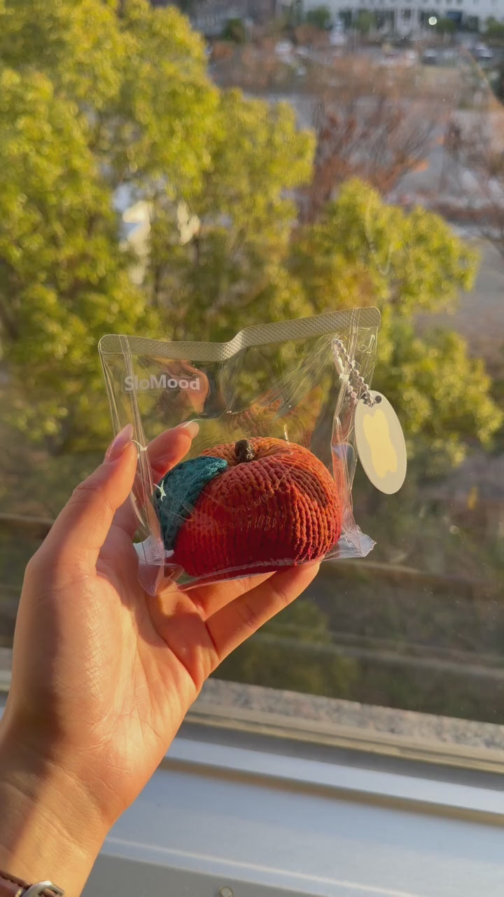 Manma Knit Apple video