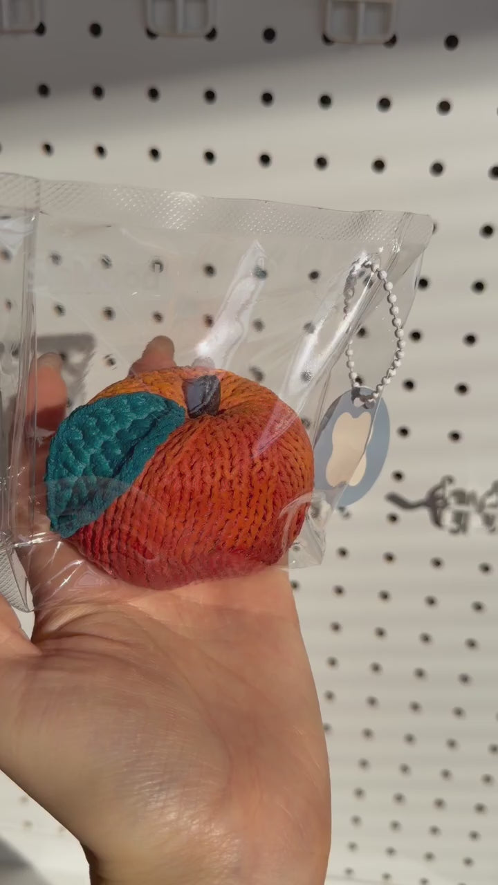 Manma Knit Apple video